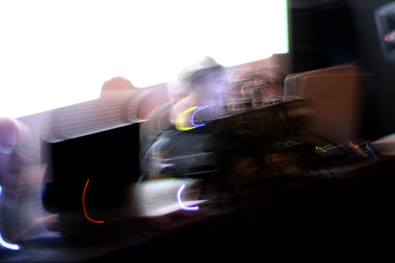 telcliveii05.jpg