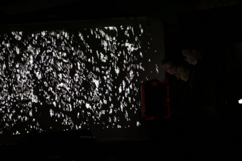 noise_zone_xi_05.jpg