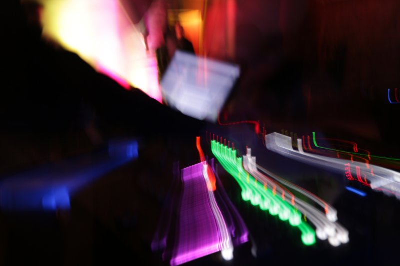 noisezoneix10.jpg